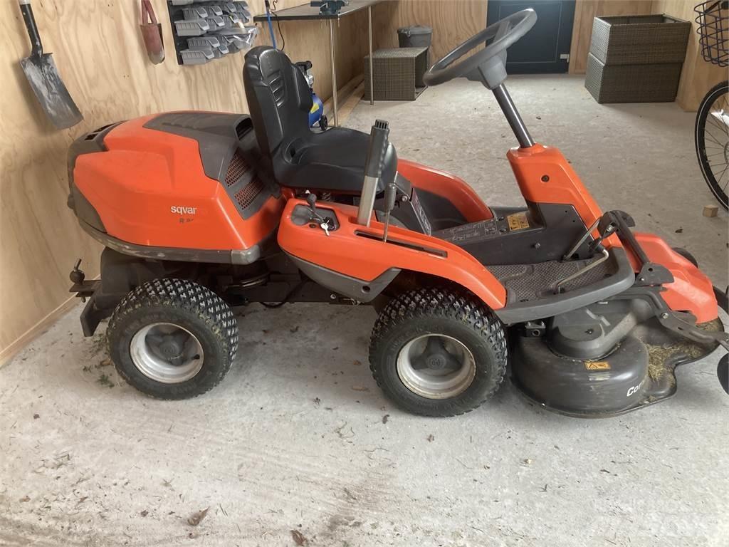 Husqvarna R214TC Pļaujmašīnas
