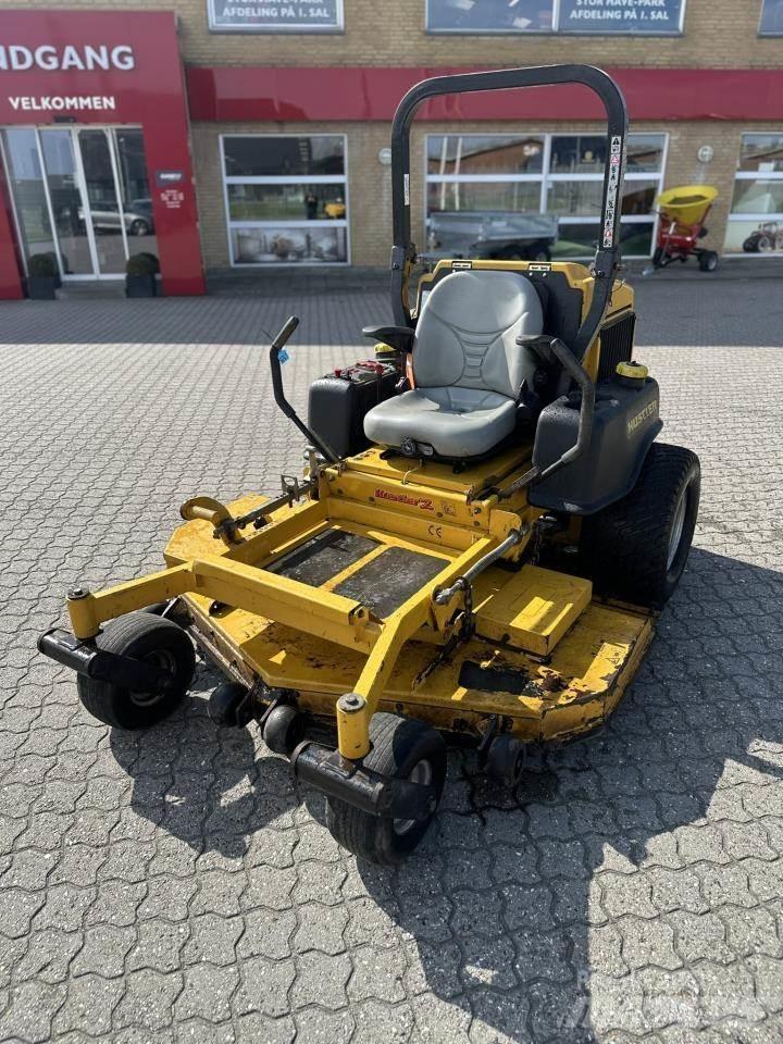 Hustler Z RD Kompaktie traktori