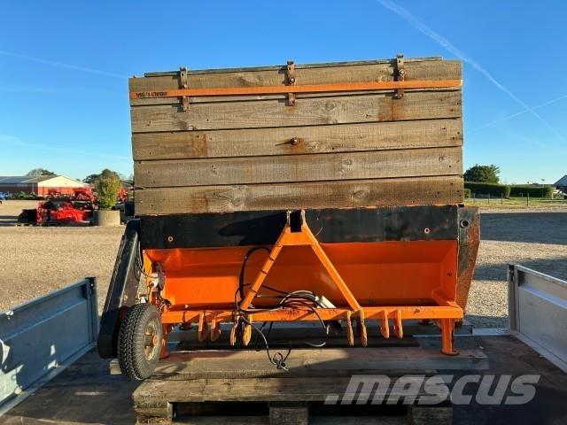 Hydromann 300 Smilšu un sāls kaisītāji