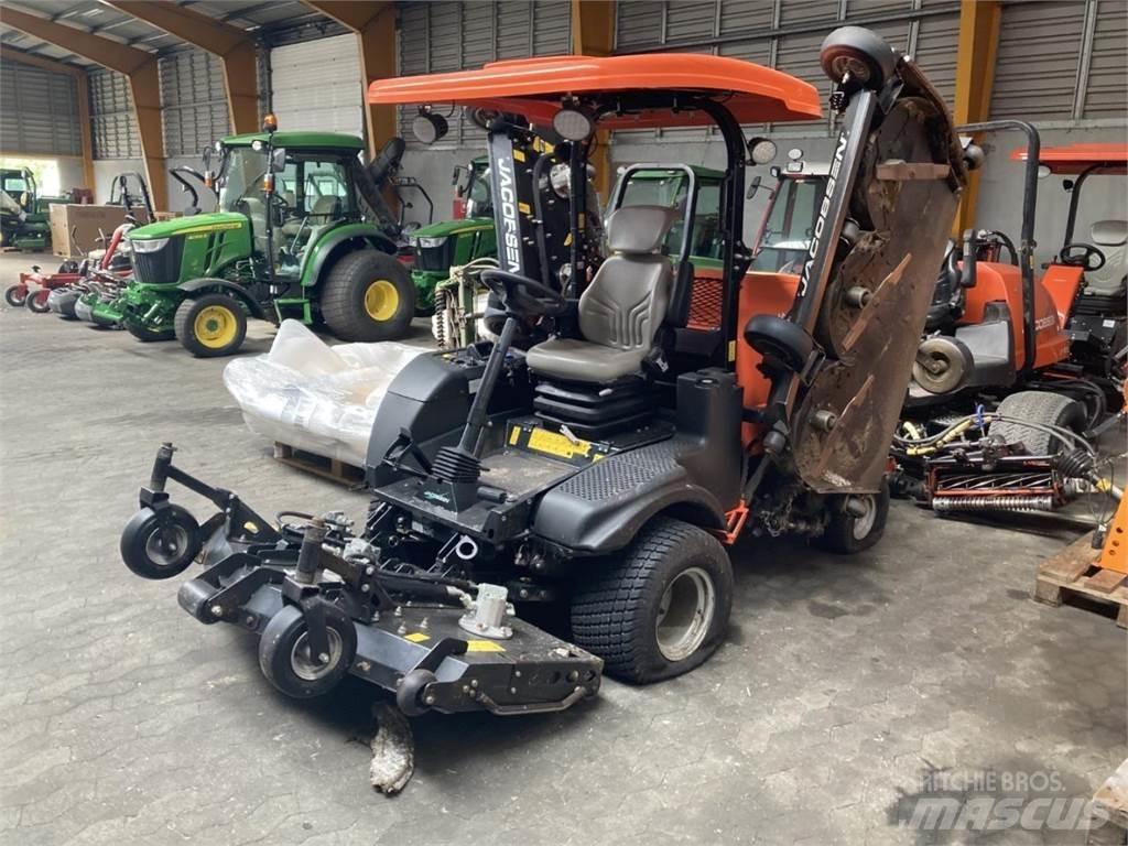 Jacobsen HR700 Pļaujmašīnas