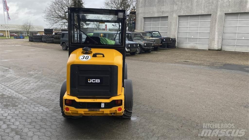 JCB 403 Mini iekrāvēji