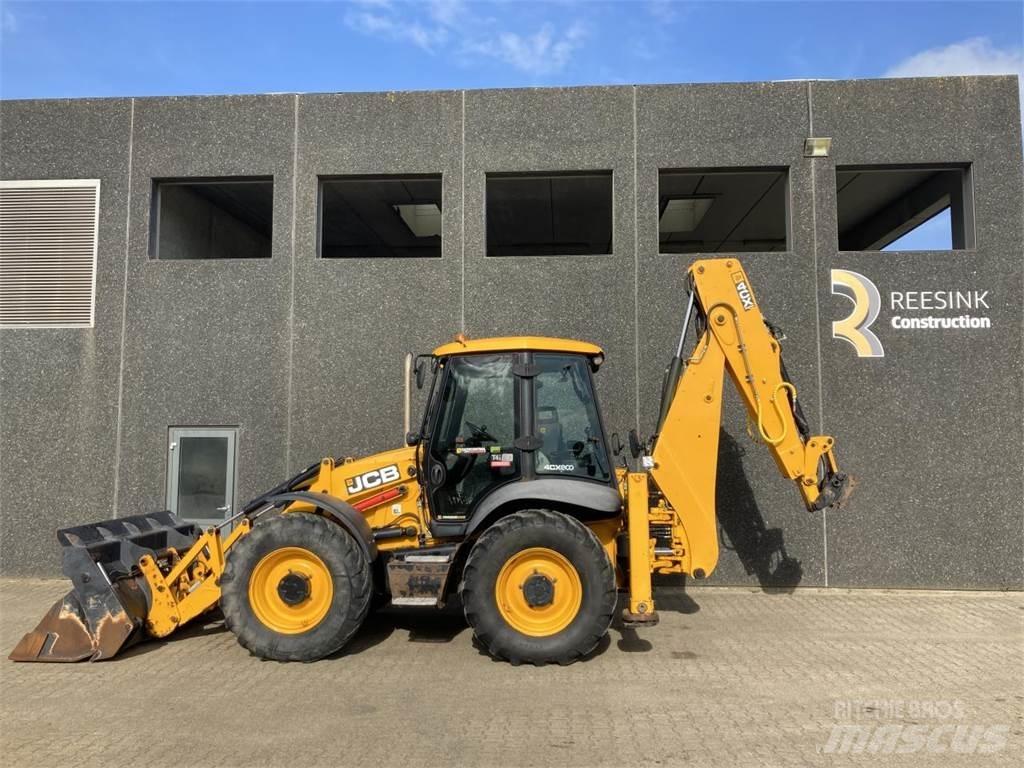 JCB 4CX Ekskavatori-iekrāvēji