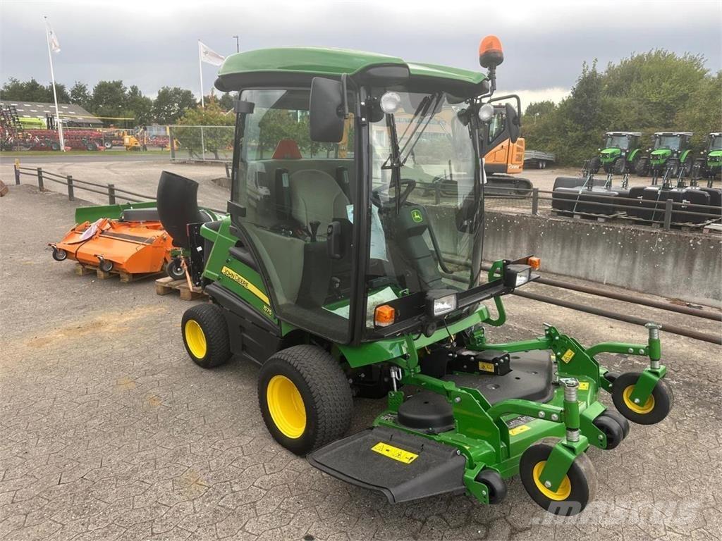 John Deere 1575 Kompaktie traktori