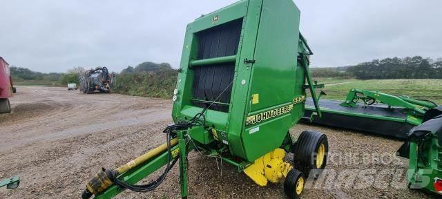 John Deere 590 Rituļu preses