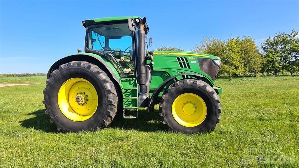 John Deere 6210R Traktori