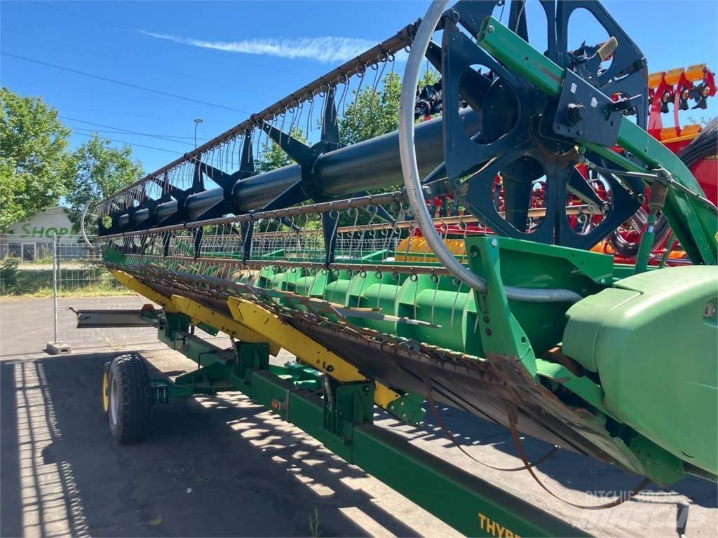 John Deere 630R Ražas novākšanas galvas
