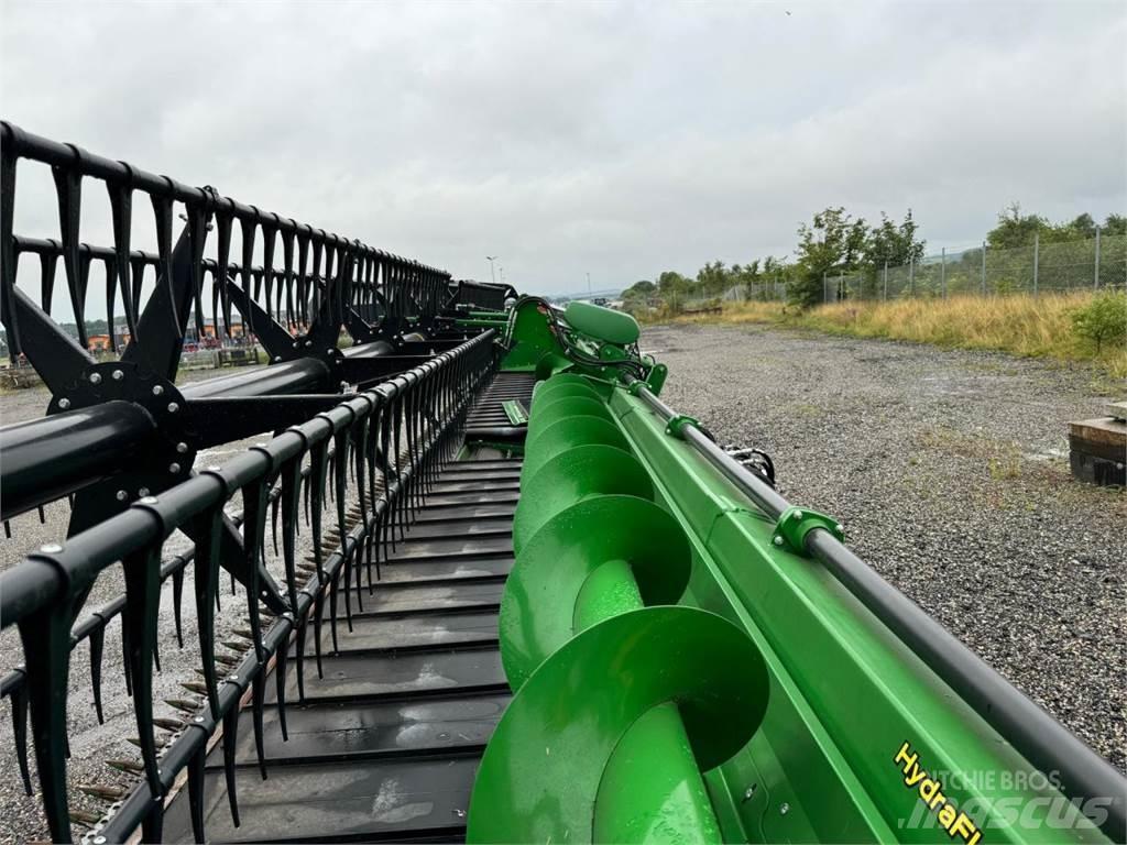 John Deere 740D Ražas novākšanas galvas