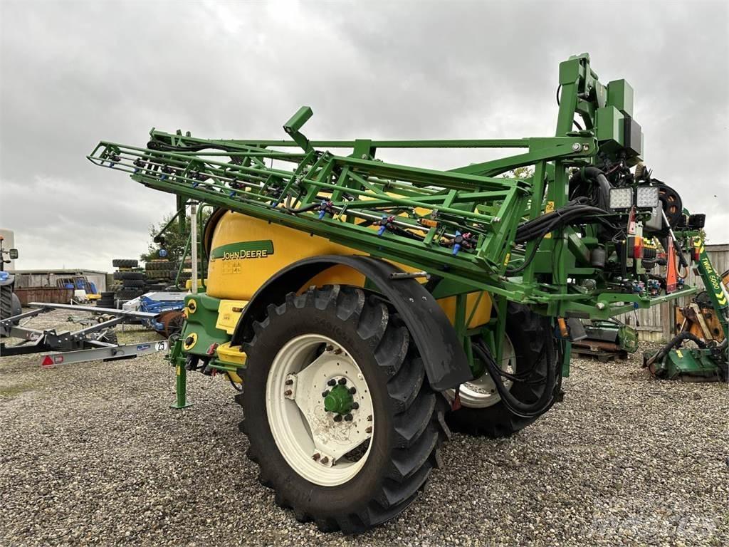 John Deere 740I Piekabināmie smidzinātāji(miglotāji)