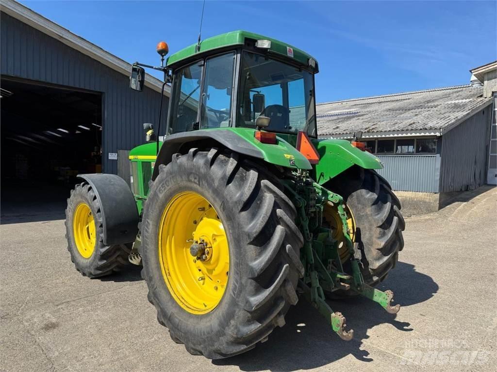John Deere 7810 Traktori