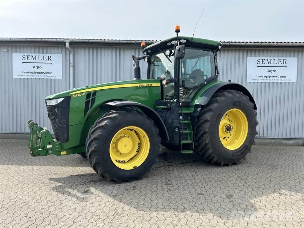 John Deere 8320R Traktori