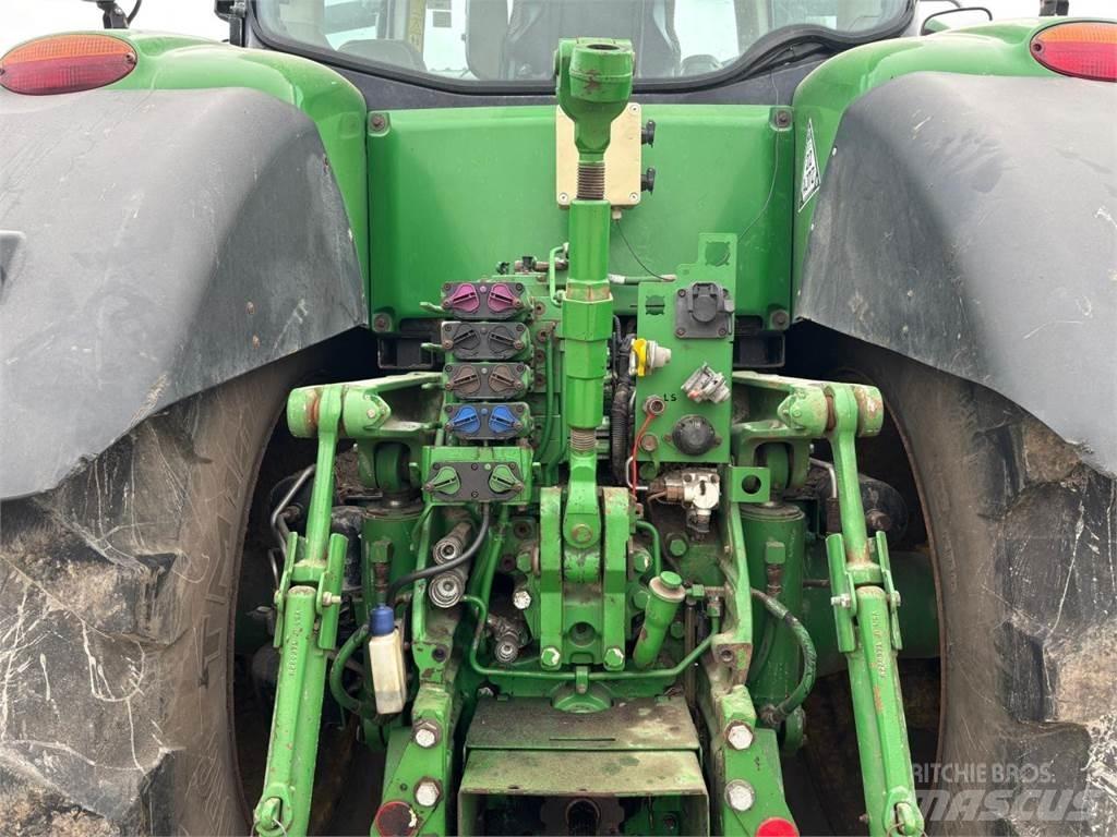 John Deere 8345R Traktori