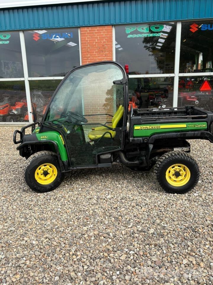 John Deere 855D Visurgājēji