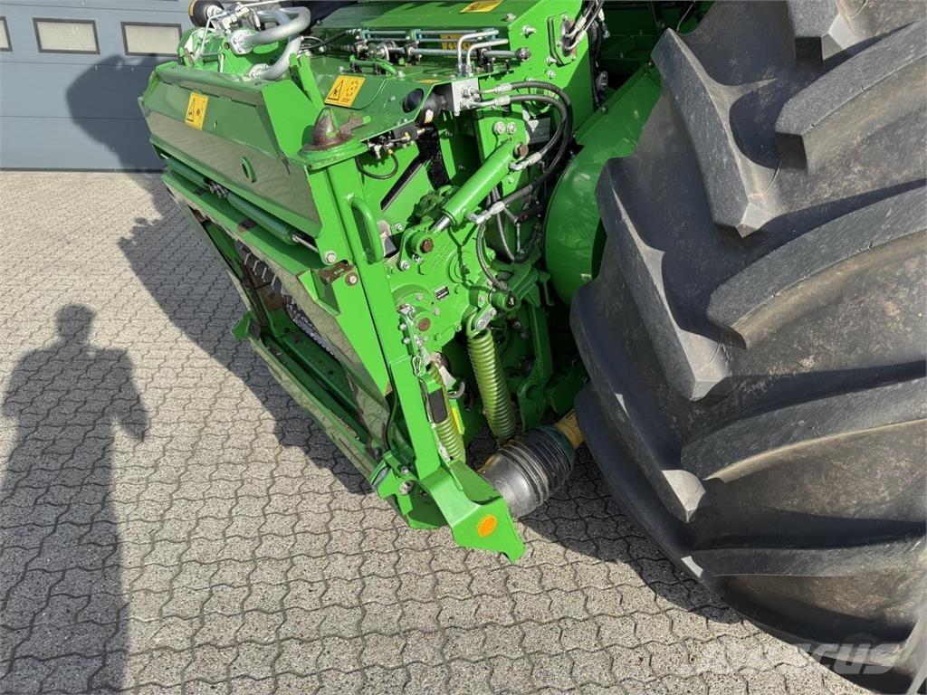John Deere 9800 Zāles smalcinātāji