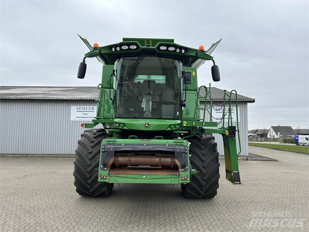 John Deere S685I Ražas novākšanas kombaini