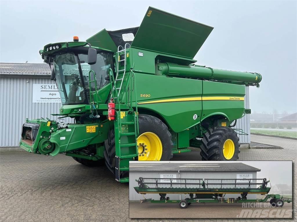 John Deere S690 Ražas novākšanas kombaini