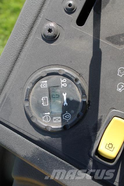 John Deere Z997R Kompaktie traktori