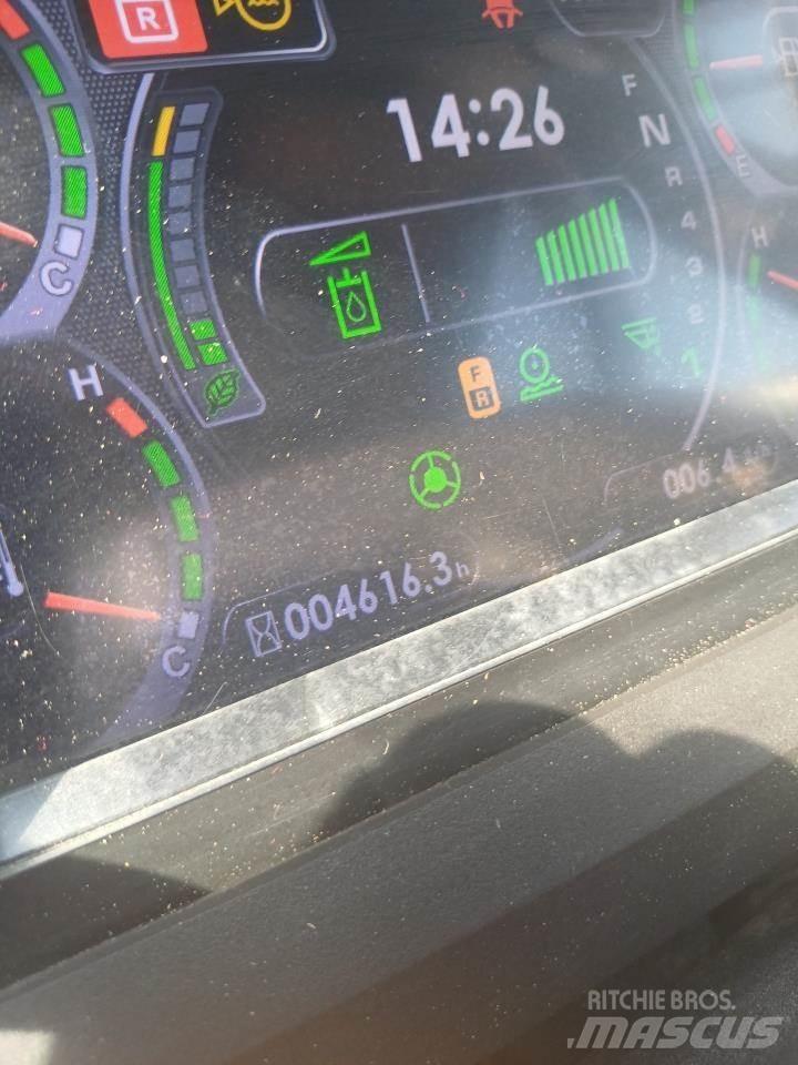 Komatsu W320 Iekrāvēji uz riteņiem
