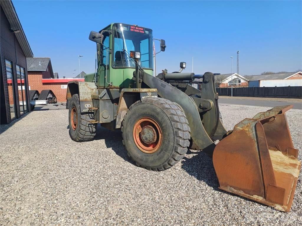 Komatsu WA270 Iekrāvēji uz riteņiem