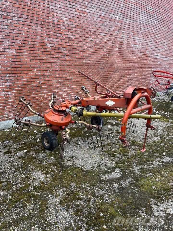 Kuhn GSR 25 N Grābekļi un siena ārdītāji