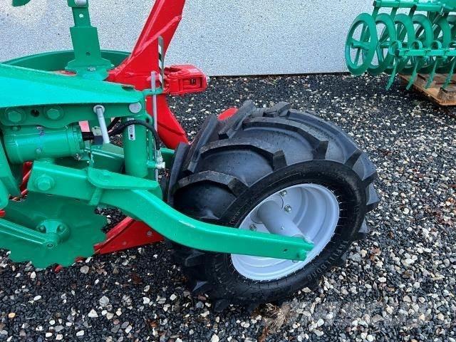 Kverneland 3300S Maiņvērsējarkli