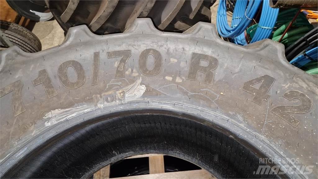 Mitas 710/70R42 Riepas, riteņi un diski