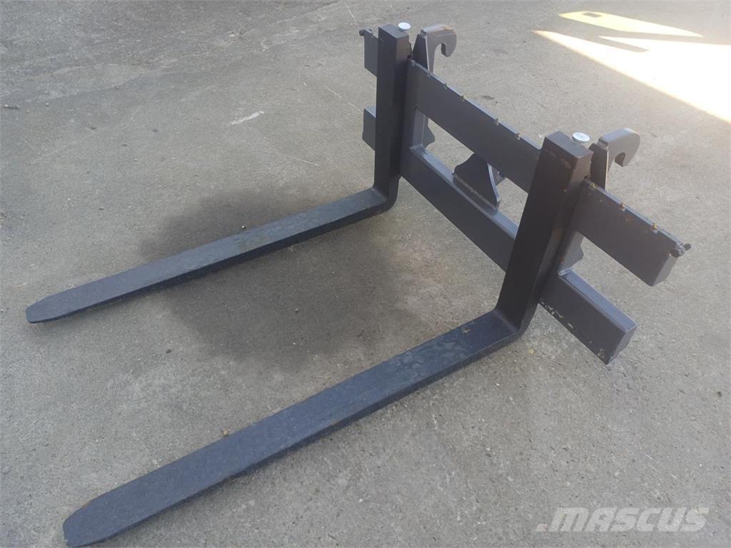 MO PALLEGAFFELSÆT Frontālie iekrāvēji un ekskavatori