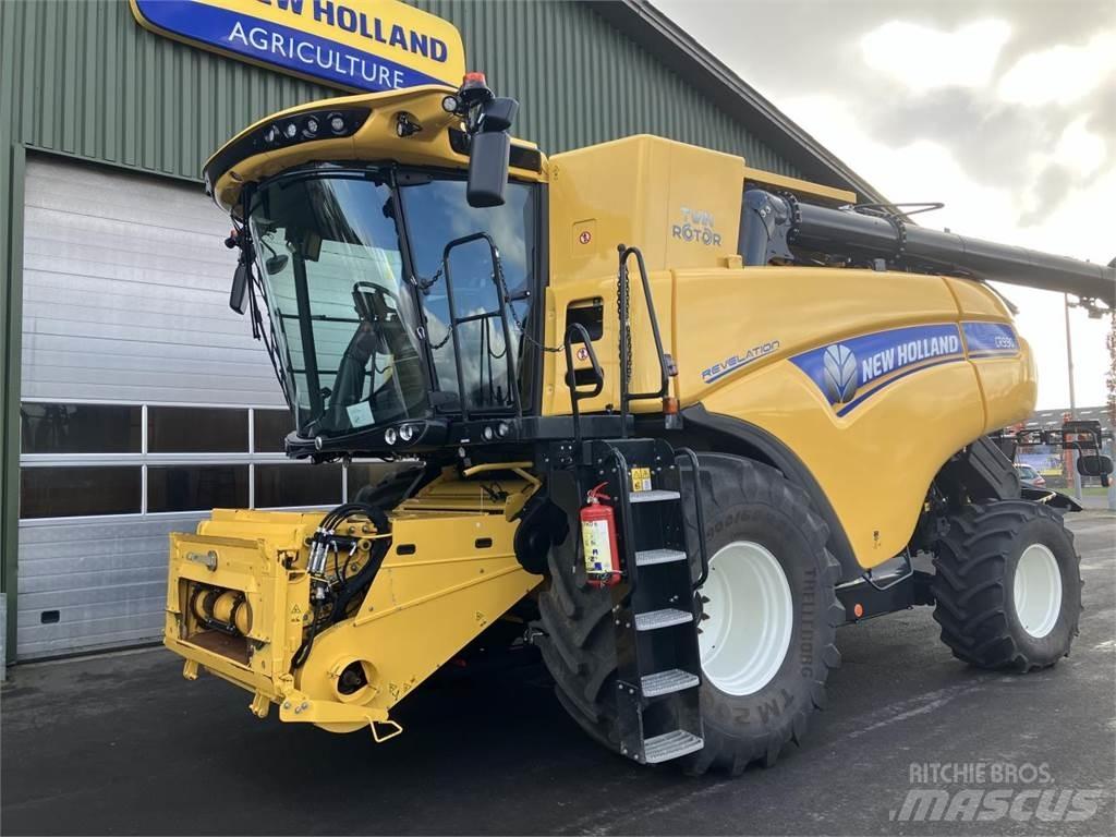 New Holland CR9.90 Ražas novākšanas kombaini