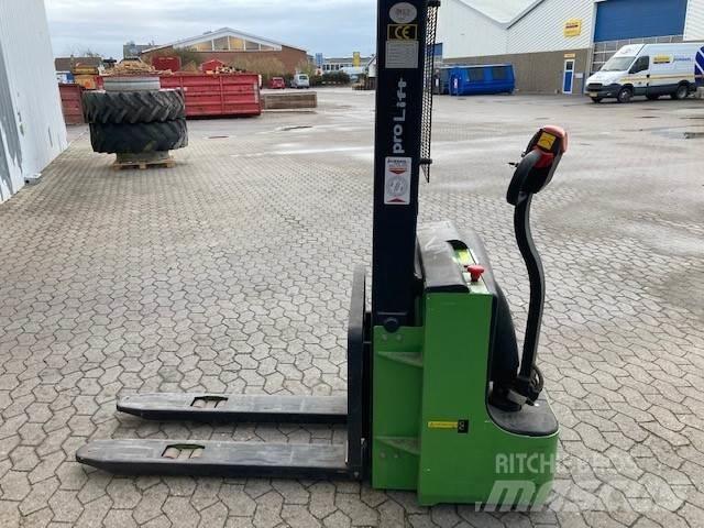  PRO LIFT 1500 Būvniecība- Citi