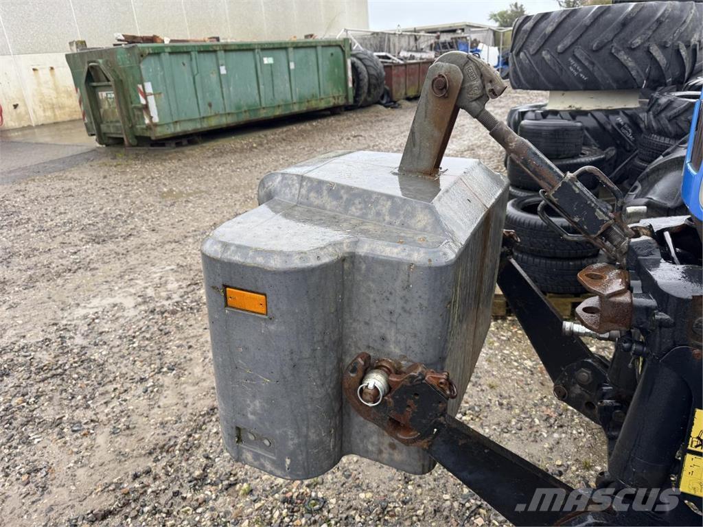  Suer 700 KG Priekšējie svari