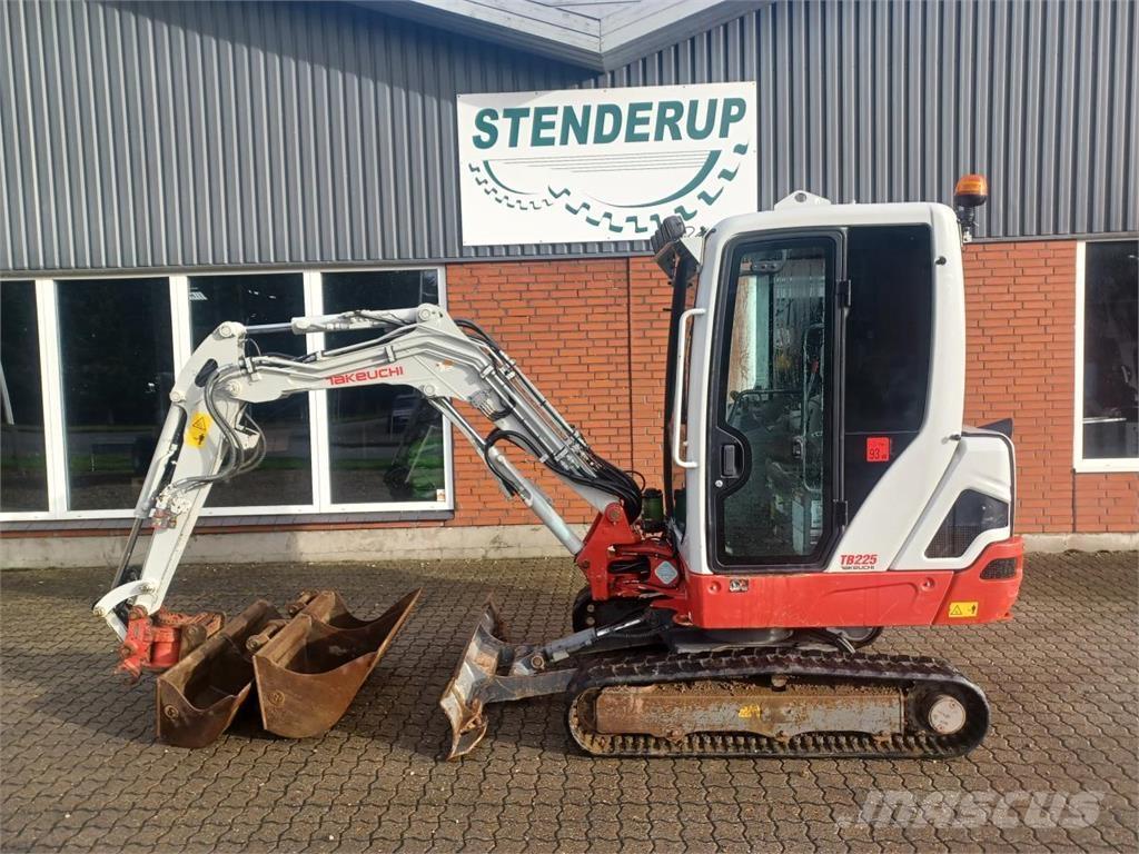 Takeuchi TB225 Mini ekskavatori < 7 t
