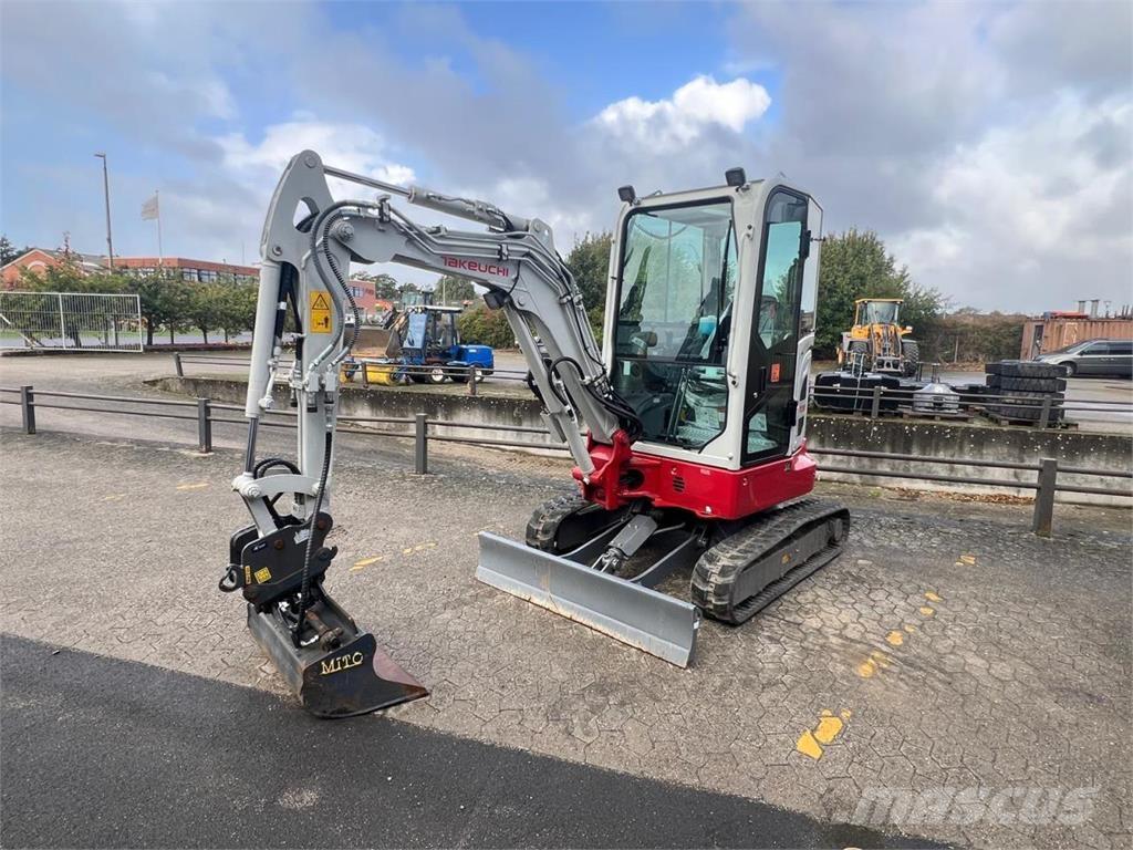 Takeuchi TB325R Mini ekskavatori < 7 t