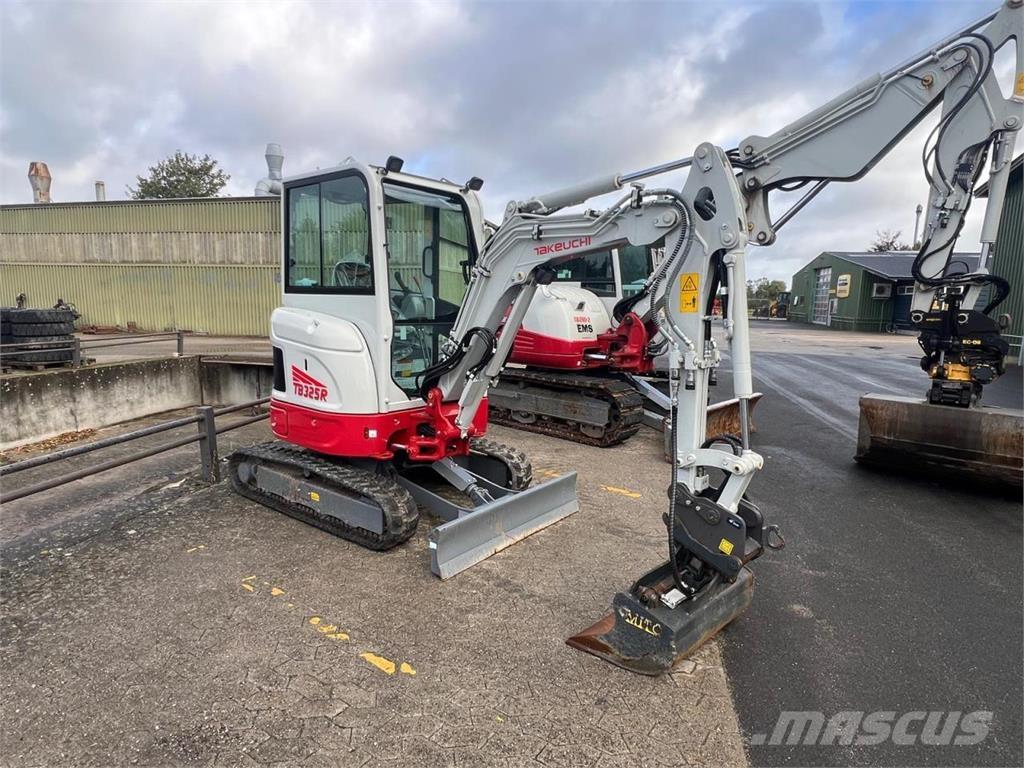 Takeuchi TB325R Mini ekskavatori < 7 t
