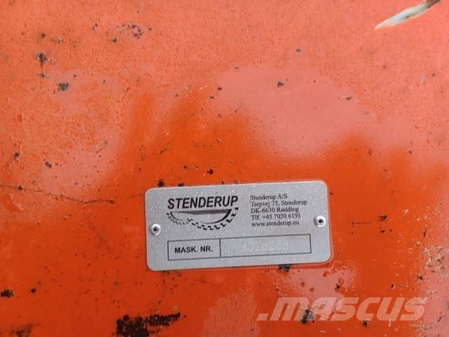  UNDERVOGN NR. 86 Treileri-pašizgāzēji