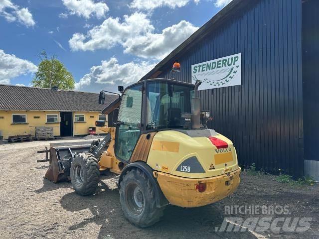 Volvo L25 B Mini iekrāvēji