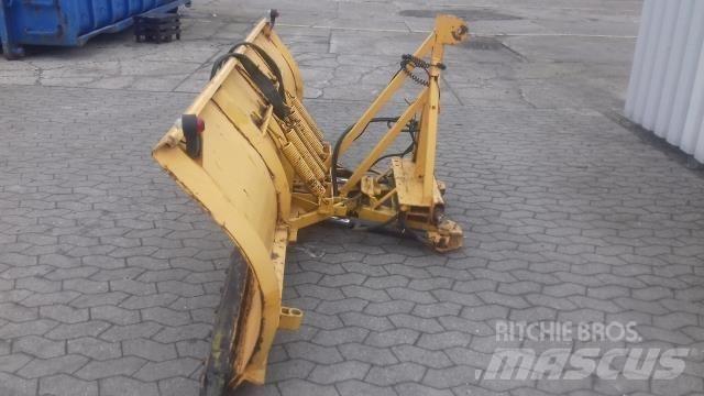  - - - 2.5 MTR Sniega naži un tīrītāji