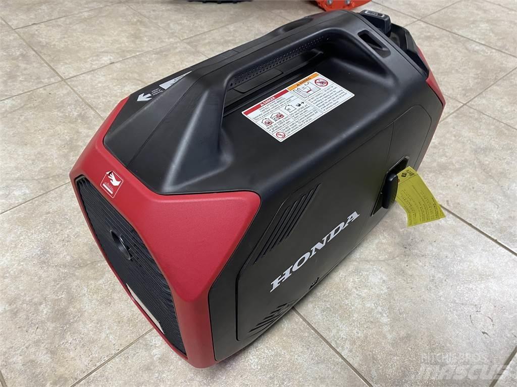 Honda EU3200I Gaismas torņi