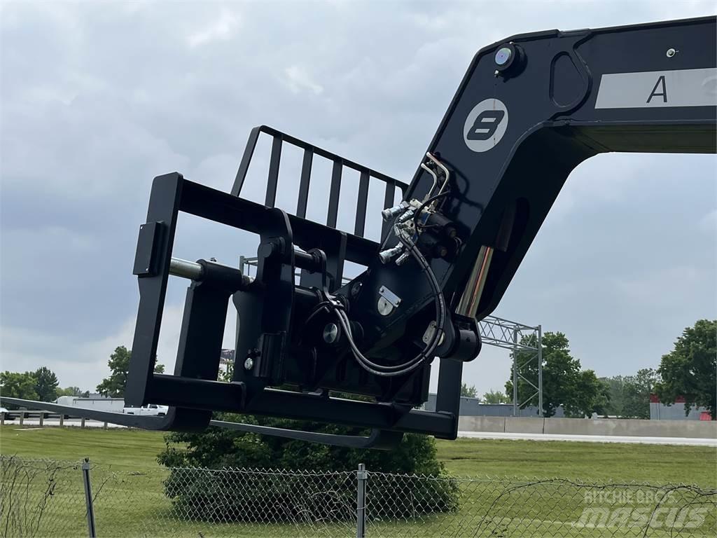 JLG AG823 Teleskopiskie manipulatori