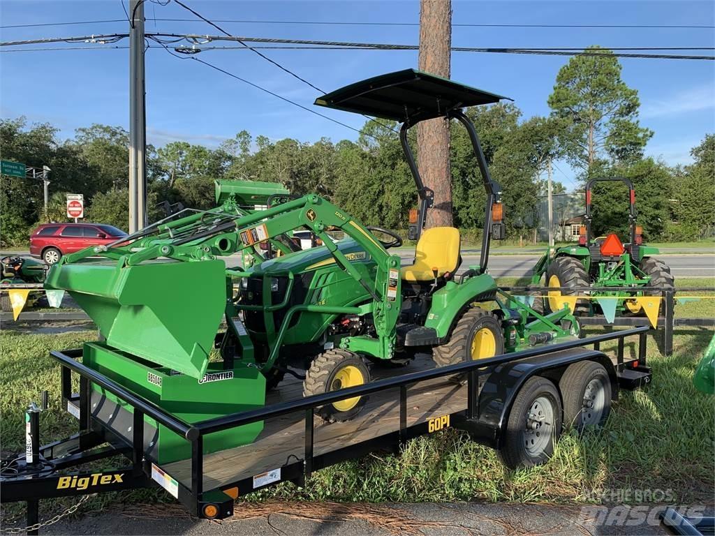 John Deere 1023E Kompaktie traktori