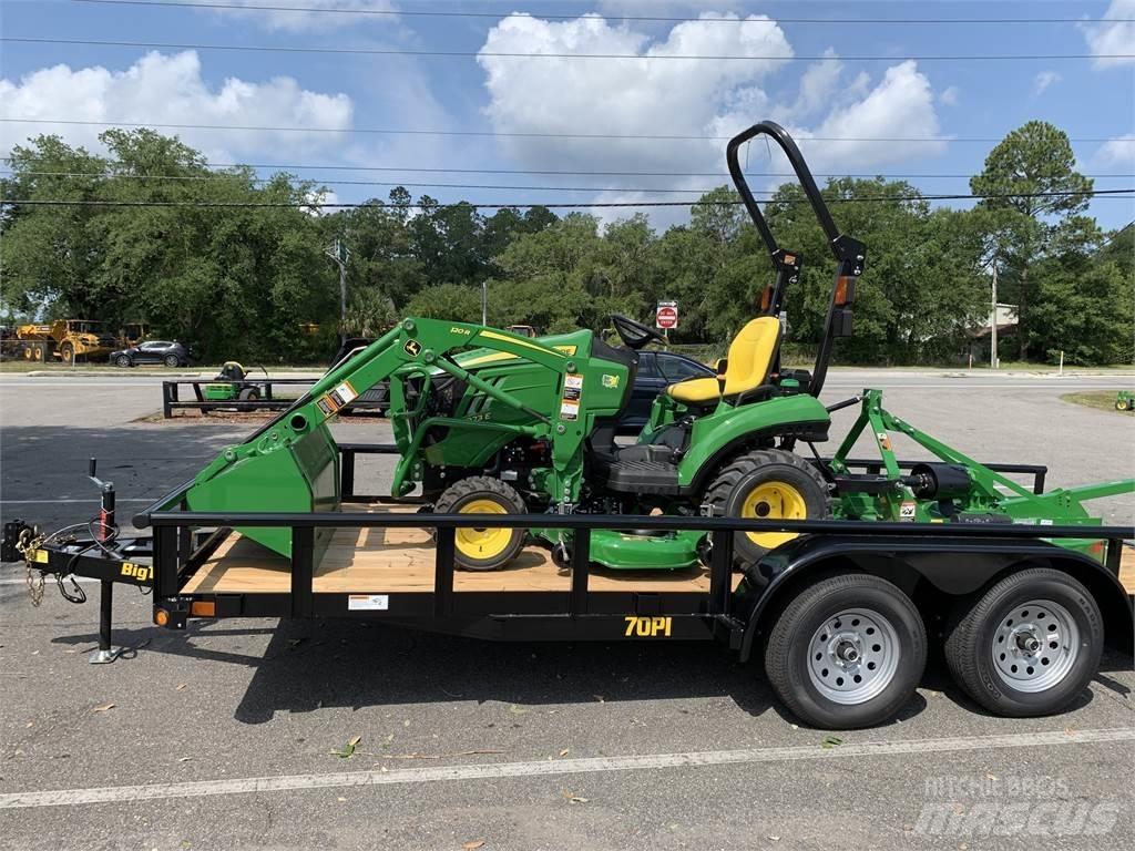 John Deere 1023E Kompaktie traktori