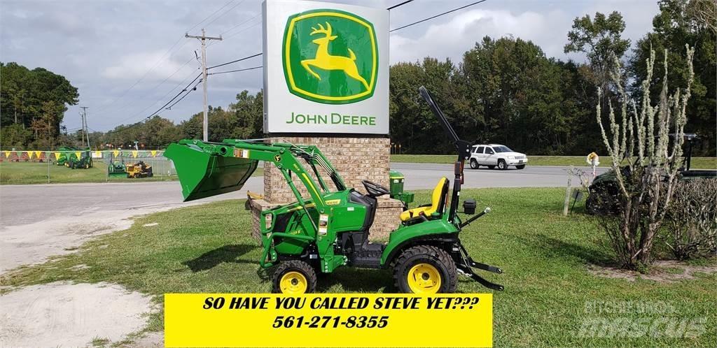 John Deere 1023E Kompaktie traktori