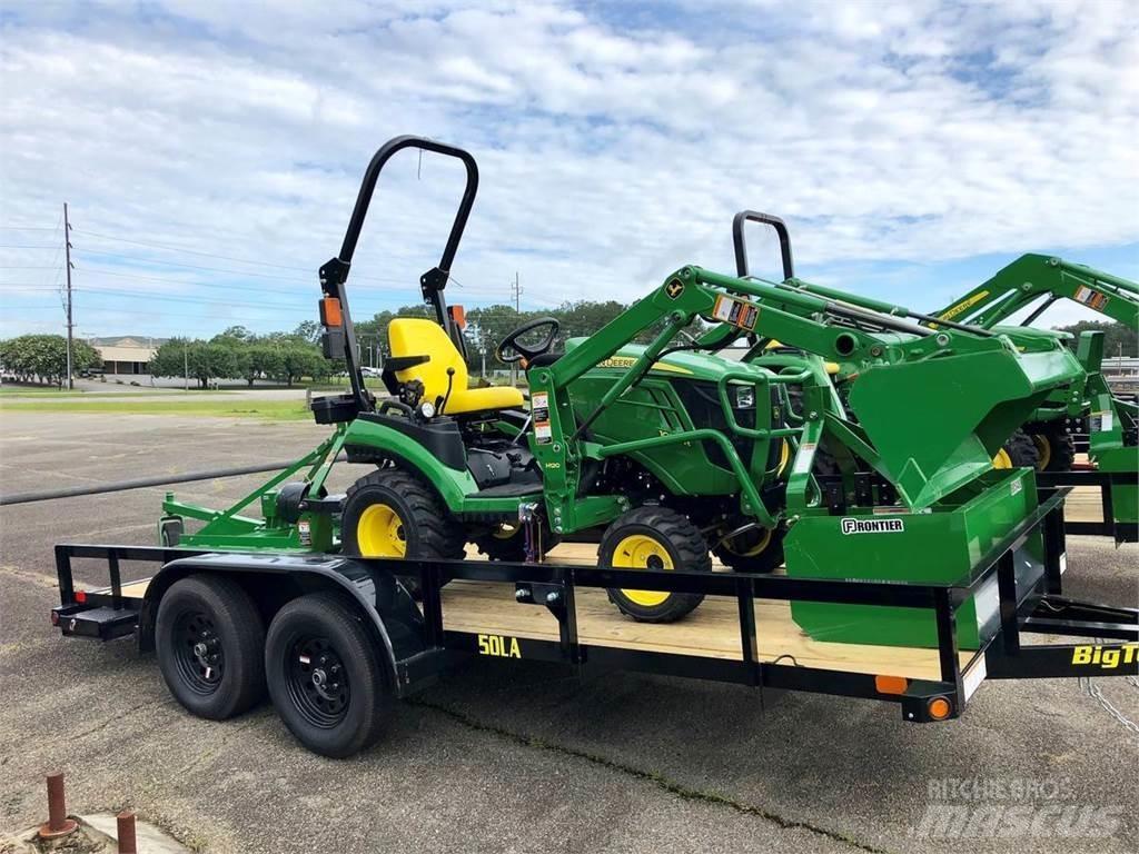 John Deere 1025R Kompaktie traktori