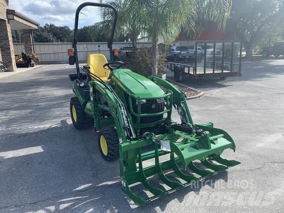 John Deere 1025R Kompaktie traktori
