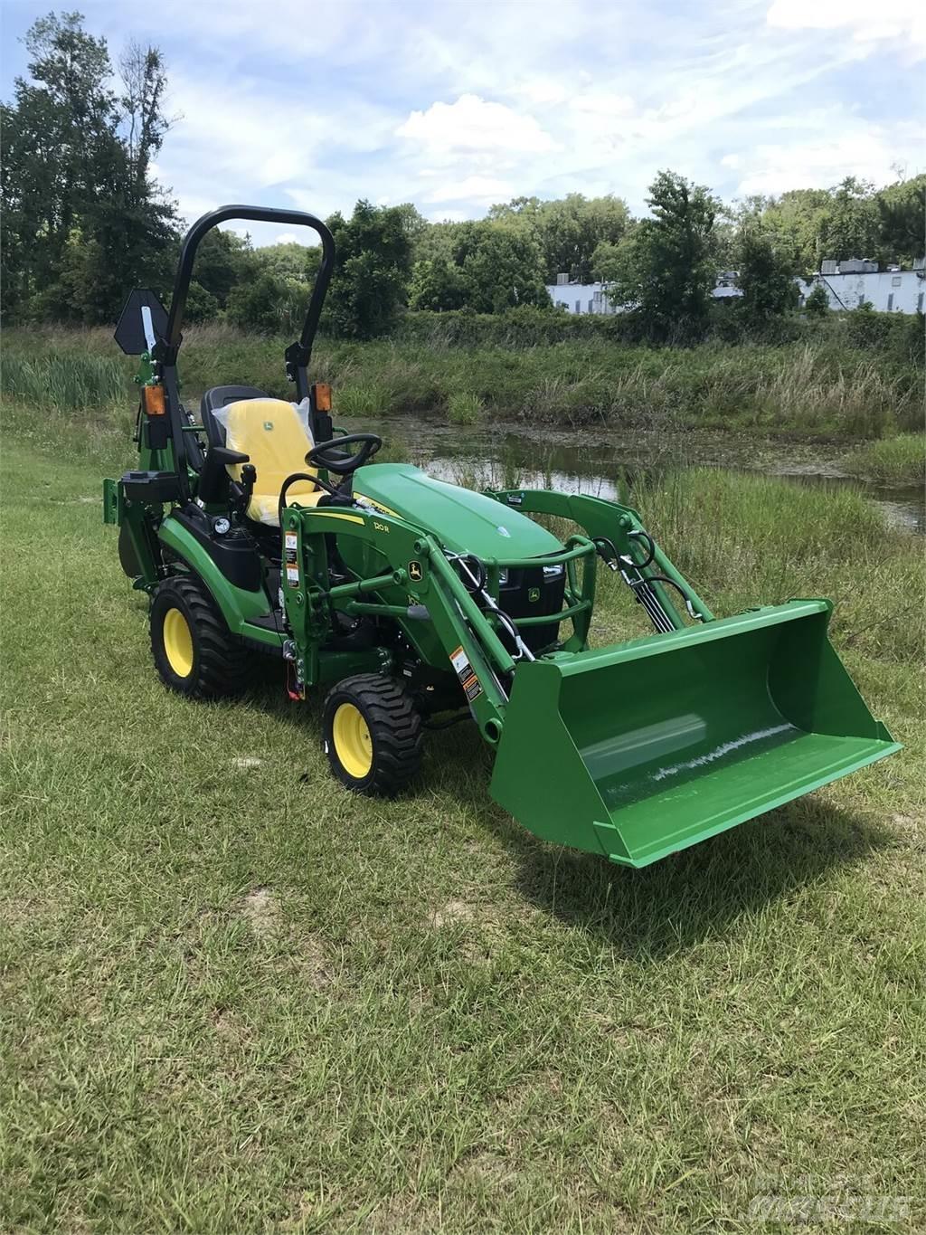 John Deere 1025R Kompaktie traktori