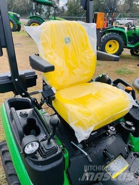 John Deere 1025R Kompaktie traktori