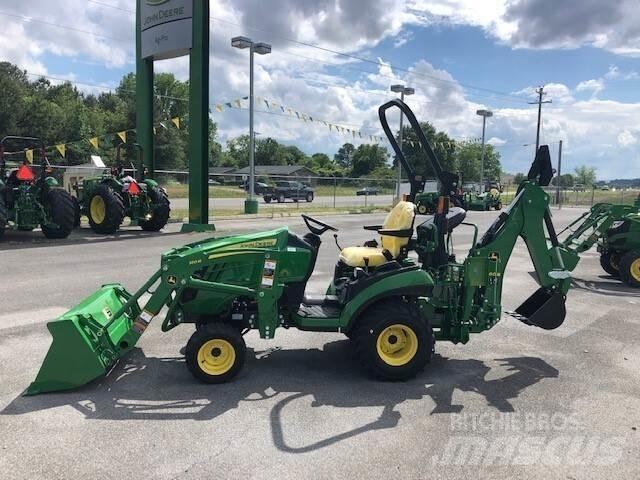 John Deere 1025R Kompaktie traktori