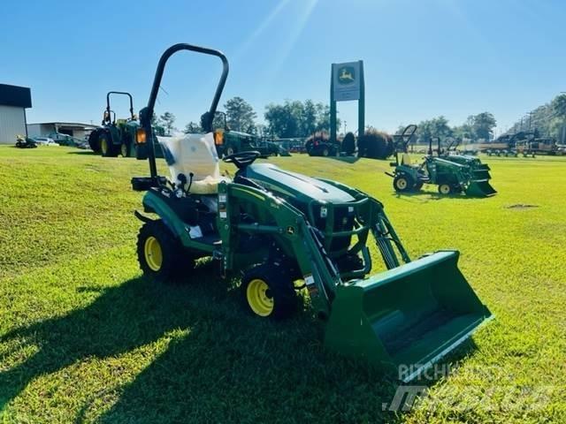 John Deere 1025R Kompaktie traktori