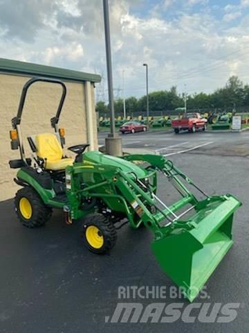 John Deere 1025R Kompaktie traktori