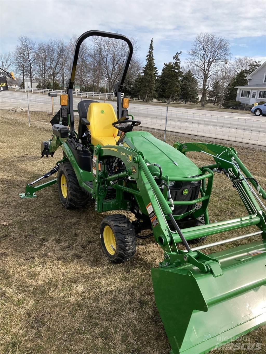 John Deere 1025R Kompaktie traktori