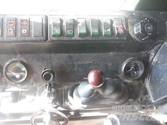 John Deere 1177 Ražas novākšanas kombaini