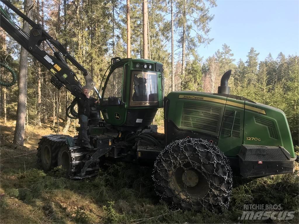 John Deere 1270G Harvesteri